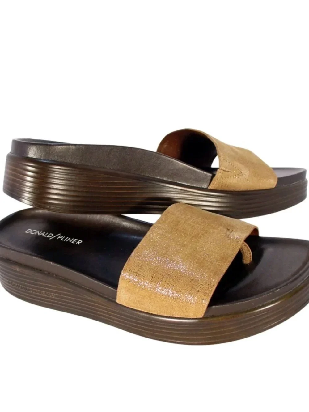 DONALD J PLINER Fiji $158 Metallic Bronze Platform Thong Sandals 9 - Picture 3 of 8